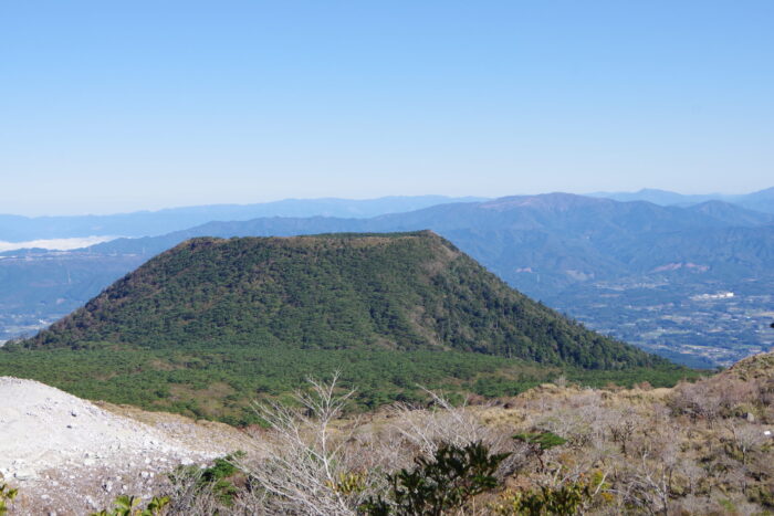 甑岳-scaled-e1713516609343